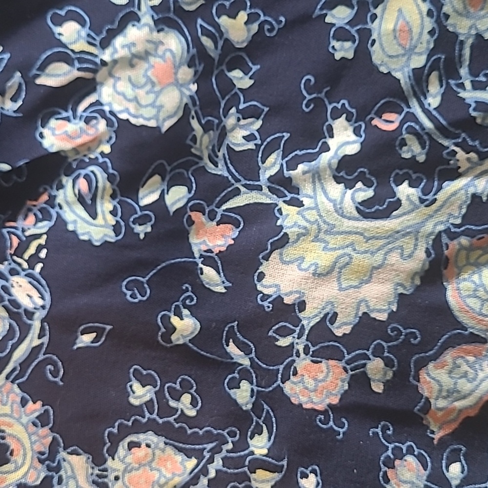 ROXY drawstring shorts. - Picture 2 of 7